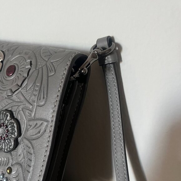 NWOT Coach Foldover Crossbody Clutch with Metal Tea Rose Tooling - Picture 2 of 7